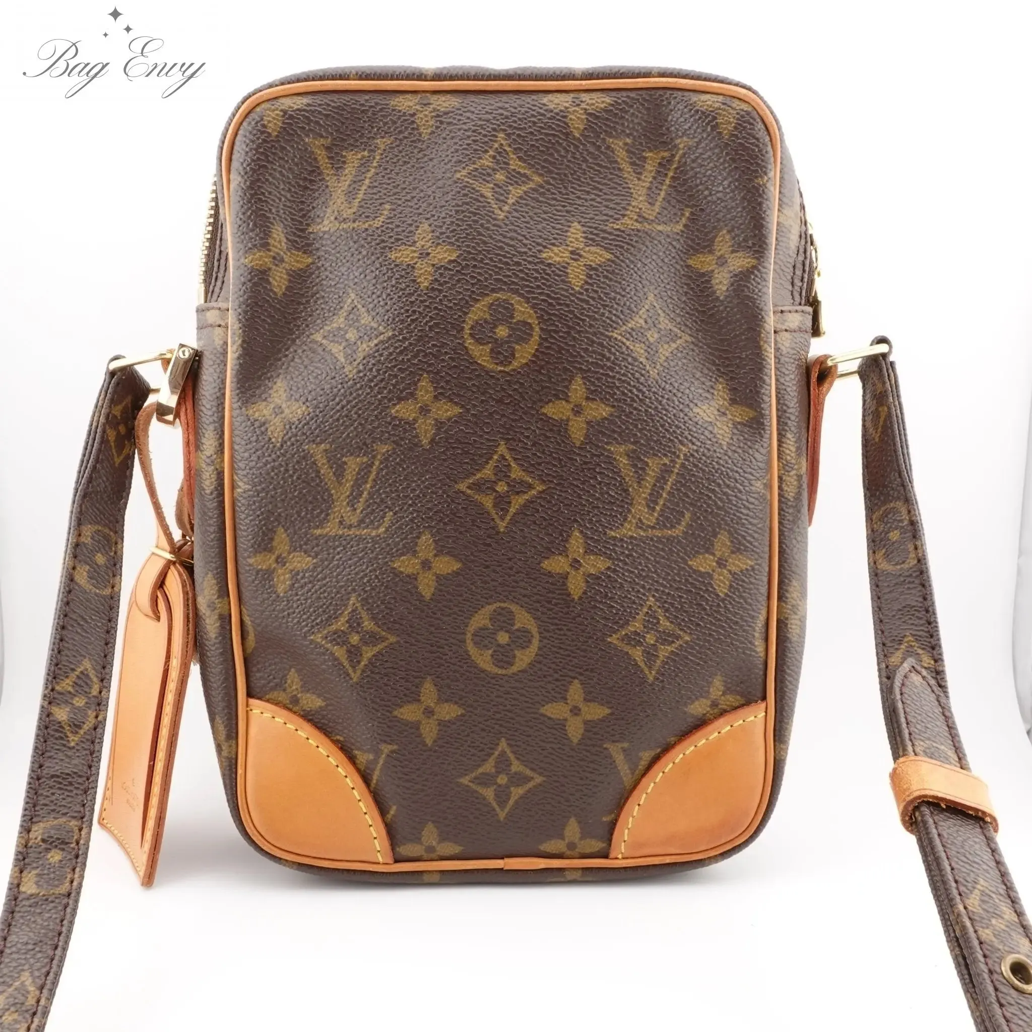 LOUIS VUITTON Monogram Danube 21