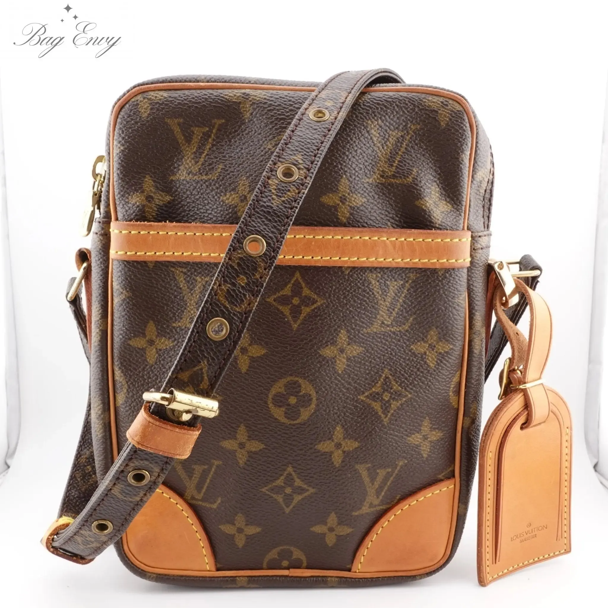 LOUIS VUITTON Monogram Danube 21